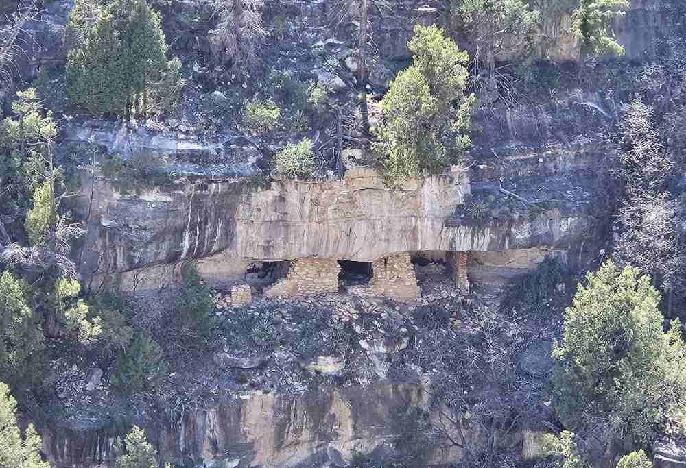 wlnut canyon houses.jpg