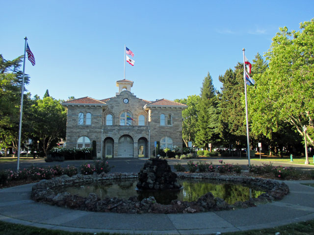 06-28-sonoma-town-hall.jpg