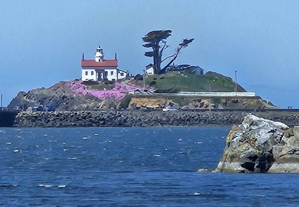 g b battery point lighthouse.jpg