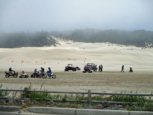 06-26-umpuqa-dunes-atv.jpg