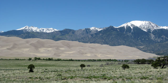 06-04-sand-dunes-2.jpg