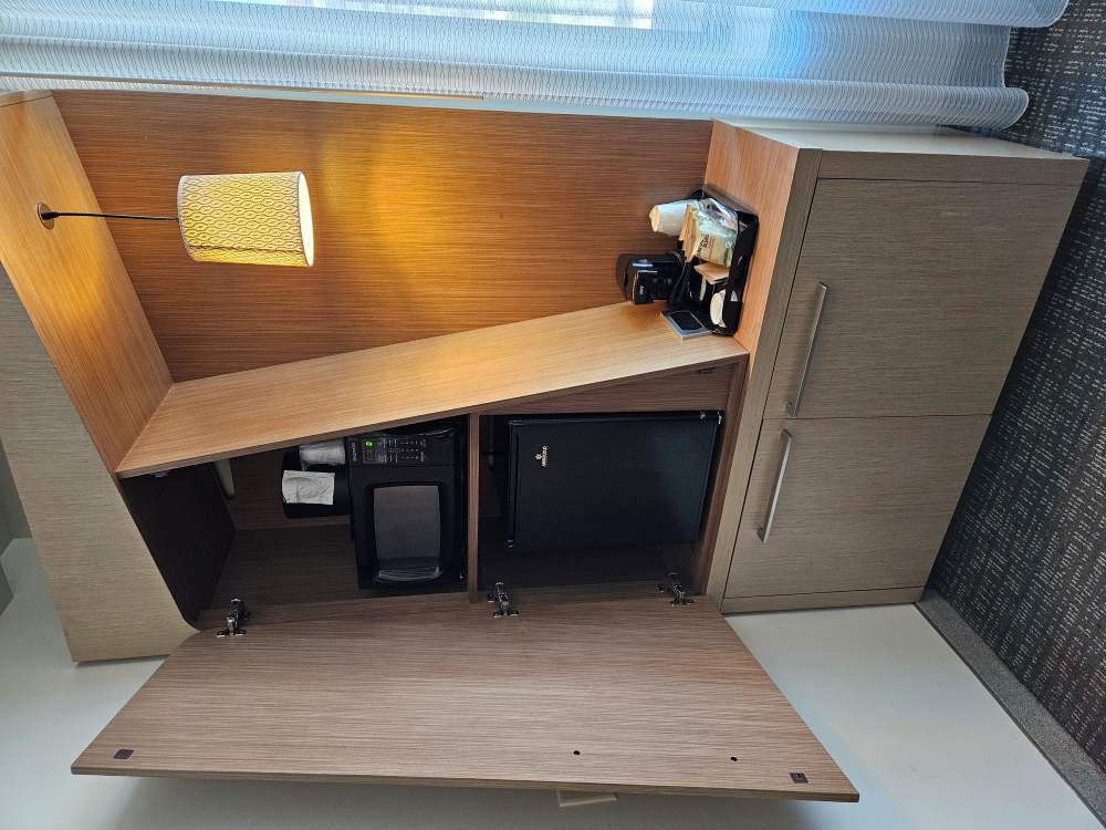 m room 4.jpg