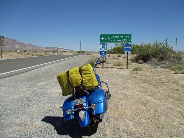 06--18-death-valley-sign.jpg