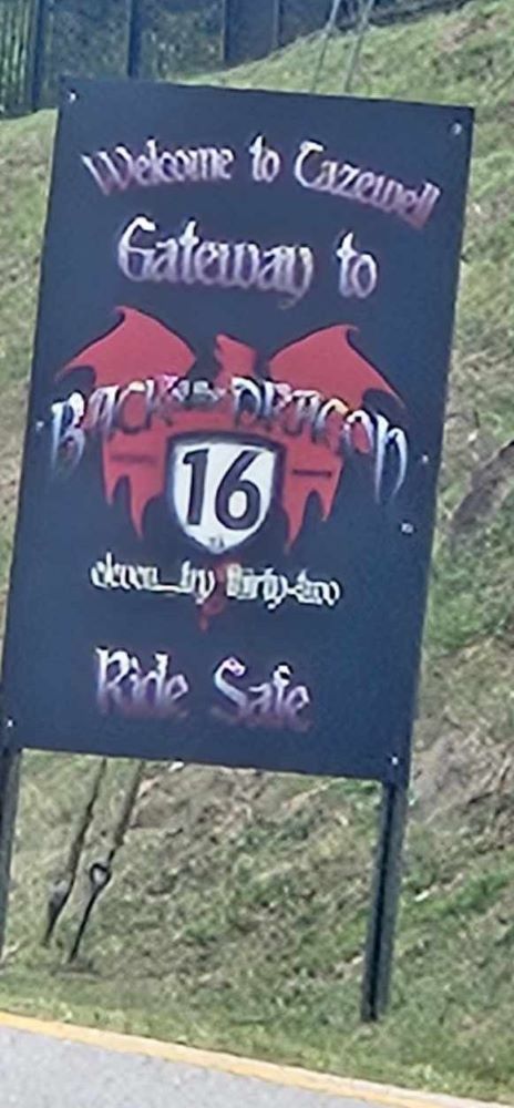 l 7 dragon rd sign.jpg